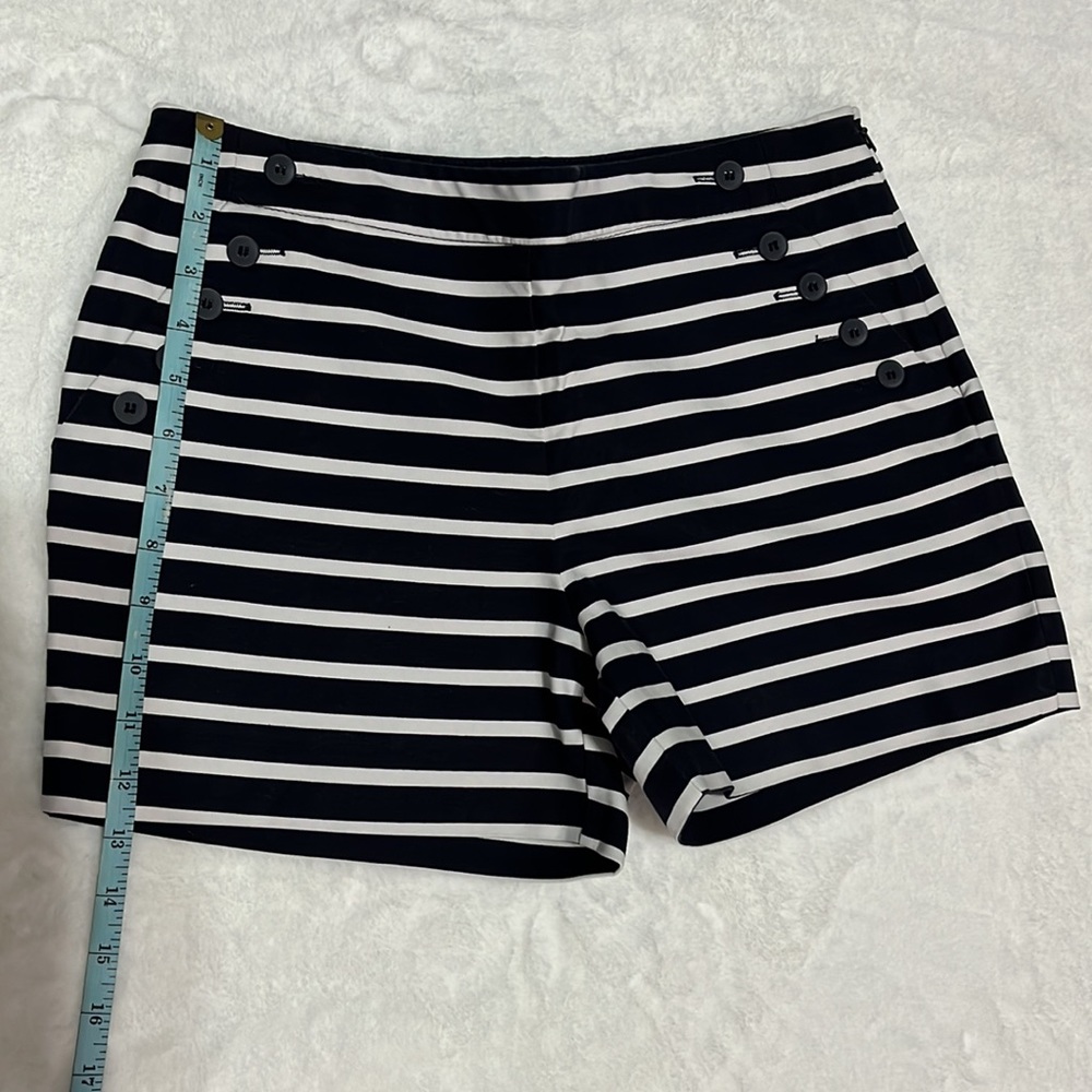 THE LIMITED Shorts Bundle Size 4 - Picture 6 of 11